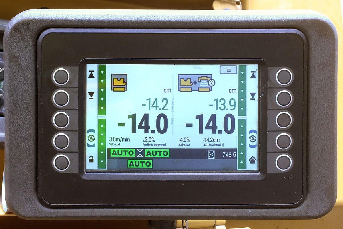 Cat Grade avec Grade and Slope pour fraiseuses de chaussée